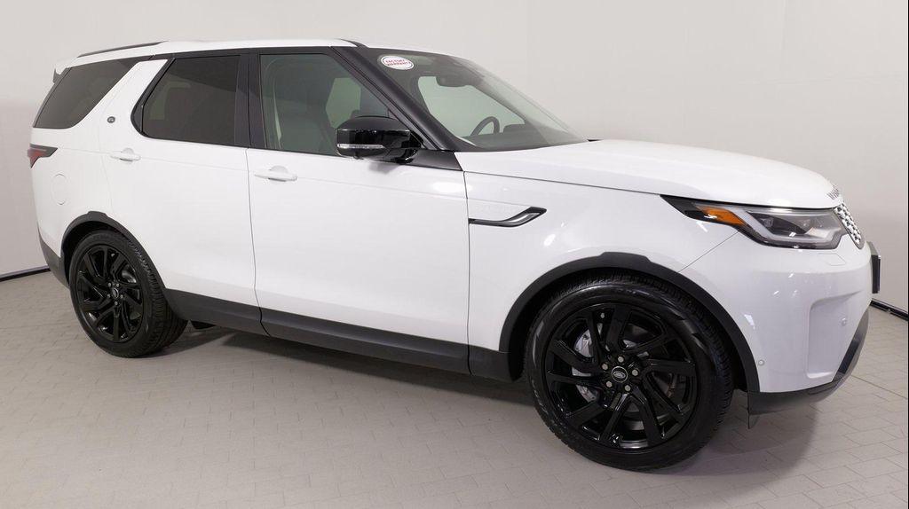 used 2024 Land Rover Discovery car, priced at $45,999