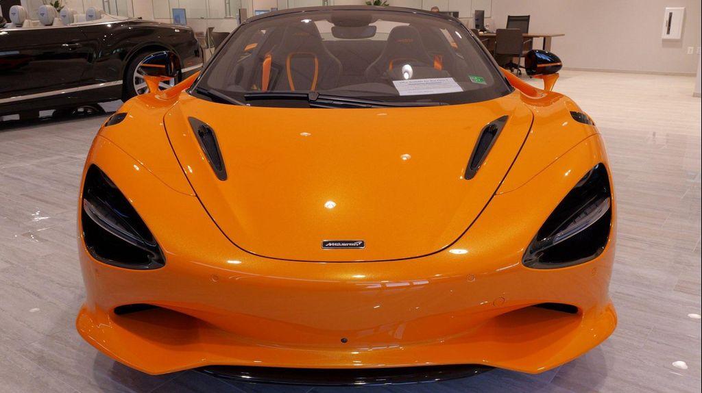 used 2024 McLaren 750S car, priced at $369,999