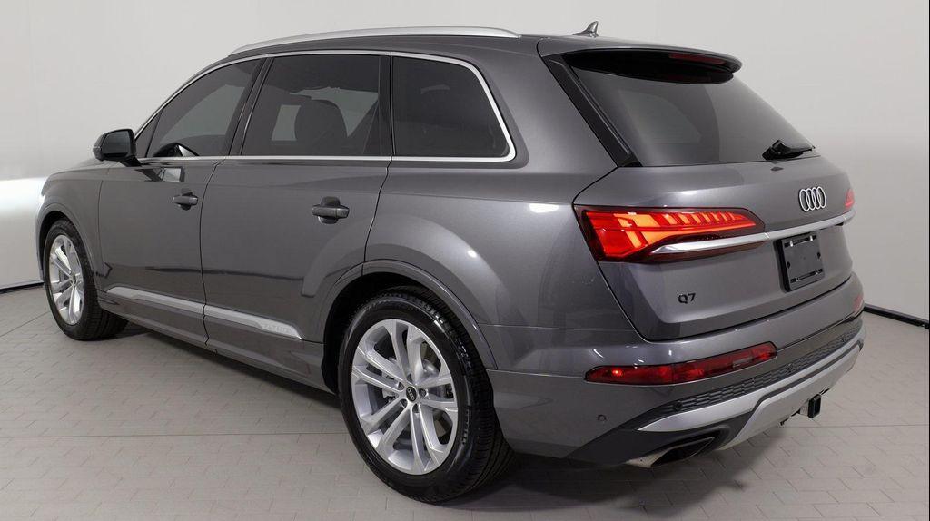 used 2025 Audi Q7 car, priced at $65,999