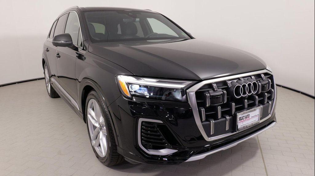 used 2025 Audi Q7 car, priced at $59,999