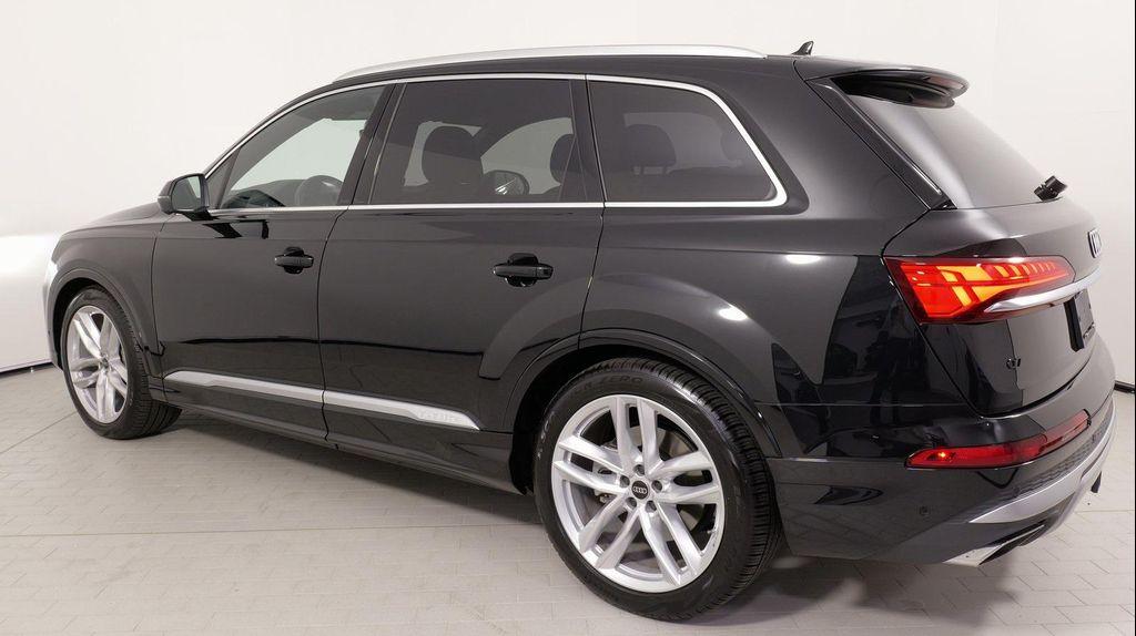 used 2025 Audi Q7 car, priced at $59,999