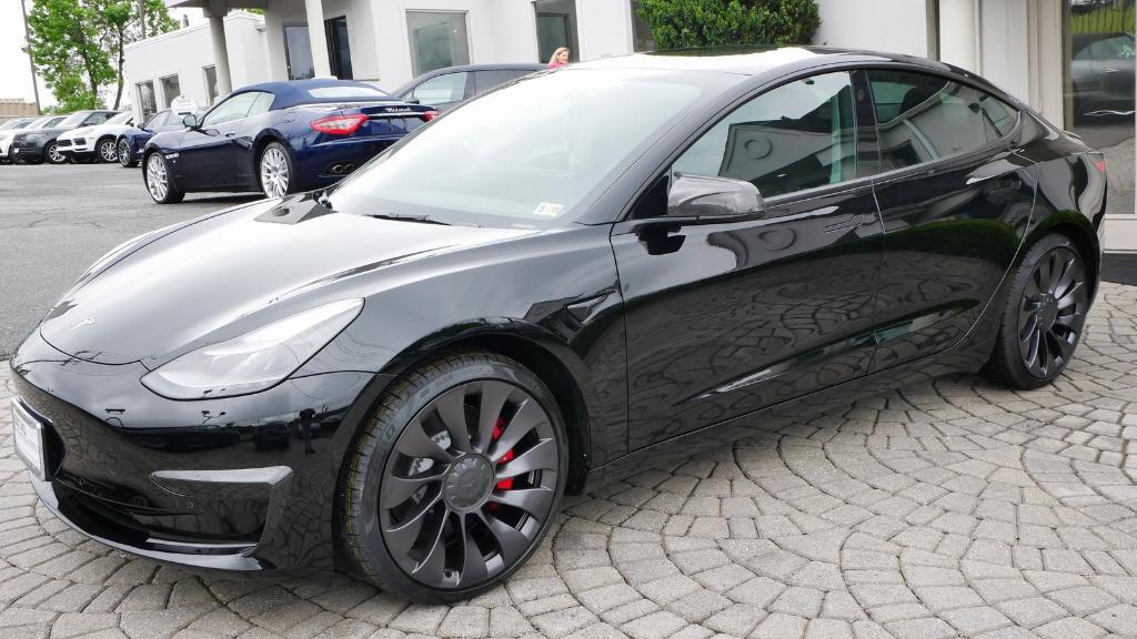 used 2022 Tesla Model 3 car, priced at $39,999