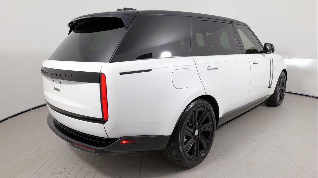 used 2022 Land Rover Range Rover car, priced at $89,999