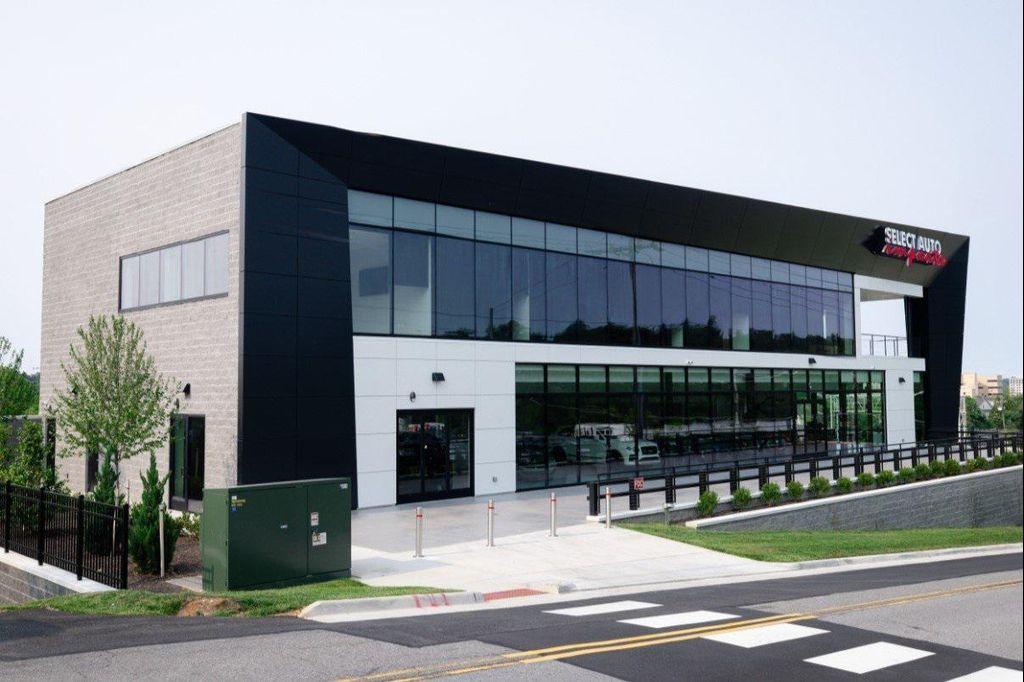 used 2023 Audi Q8 car, priced at $59,999