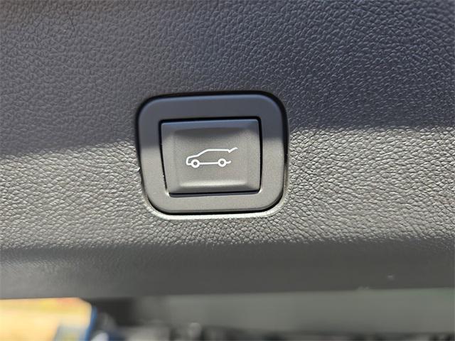 new 2025 Chevrolet Suburban car, priced at $78,659