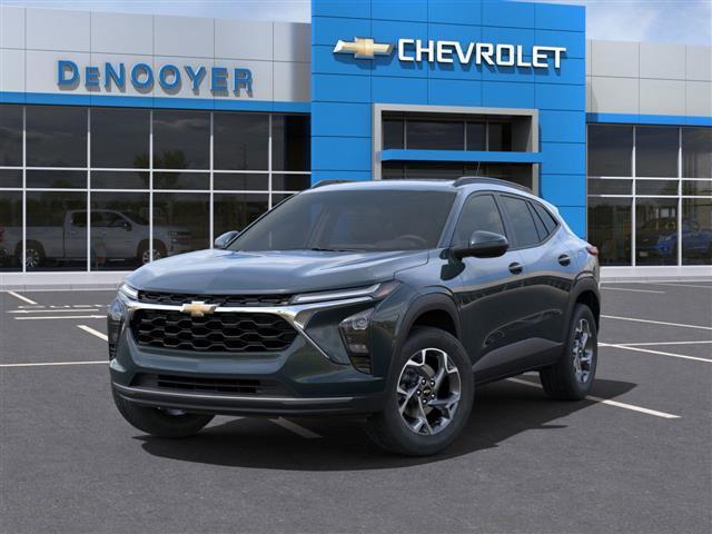 new 2025 Chevrolet Trax car, priced at $26,230