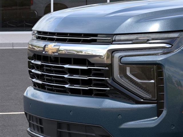 new 2025 Chevrolet Suburban car, priced at $75,595