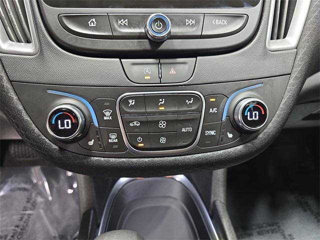 new 2025 Chevrolet Malibu car, priced at $28,352