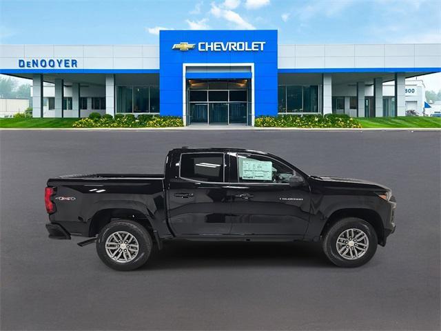 new 2025 Chevrolet Colorado car, priced at $40,420