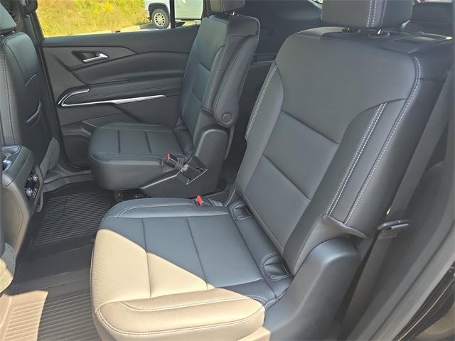 new 2026 Chevrolet Traverse car, priced at $47,640