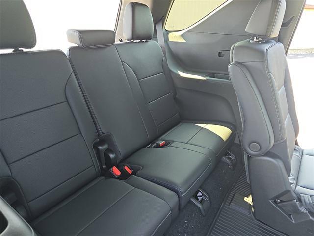 new 2026 Chevrolet Traverse car, priced at $47,640