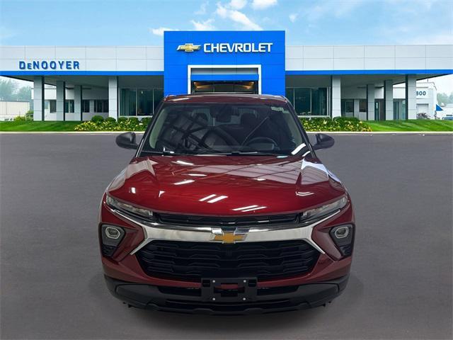 new 2025 Chevrolet TrailBlazer car, priced at $24,525