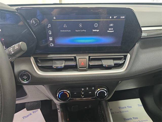 new 2025 Chevrolet TrailBlazer car, priced at $24,525