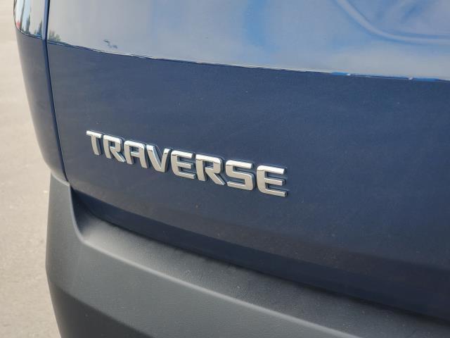 used 2022 Chevrolet Traverse car, priced at $30,537