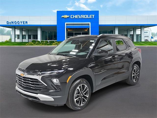 new 2025 Chevrolet TrailBlazer car, priced at $32,299