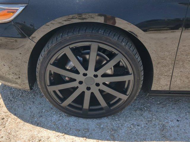 used 2020 Chevrolet Malibu car, priced at $13,984
