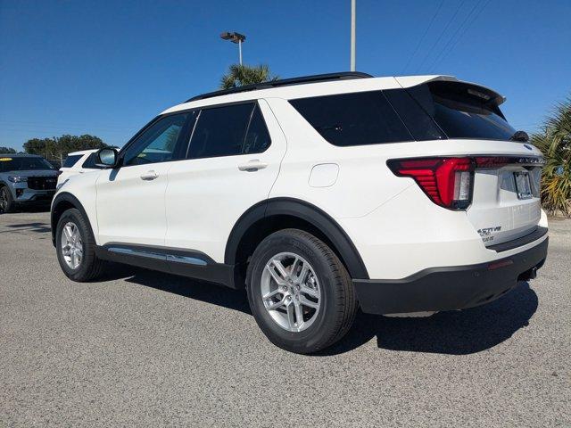 new 2025 Ford Explorer car, priced at $40,984