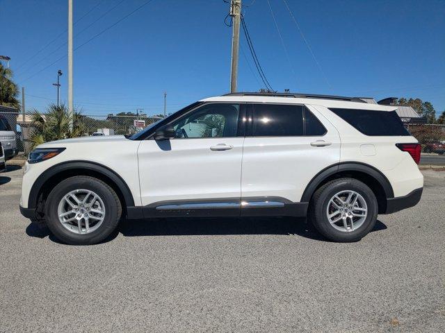 new 2025 Ford Explorer car, priced at $40,984