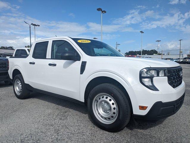 new 2025 Ford Maverick car, priced at $27,984