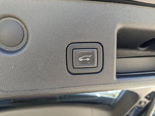 used 2023 Chevrolet Equinox car, priced at $20,984