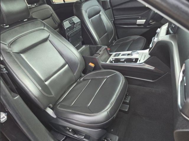 used 2024 Ford Explorer car, priced at $33,984