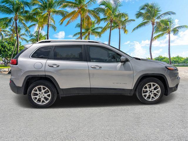used 2018 Jeep Cherokee car, priced at $10,484