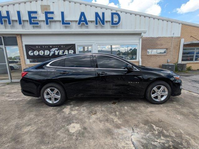 used 2024 Chevrolet Malibu car, priced at $17,984