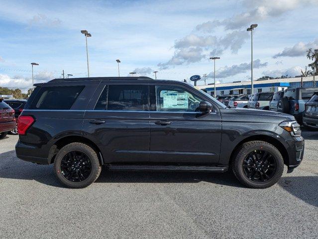 new 2024 Ford Expedition car, priced at $65,747