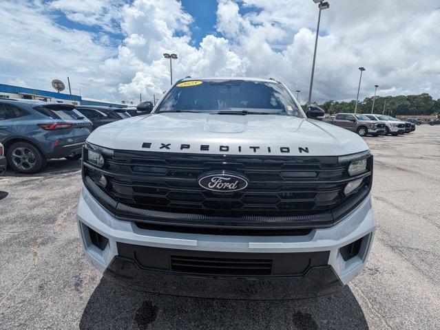new 2025 Ford Expedition car, priced at $80,384