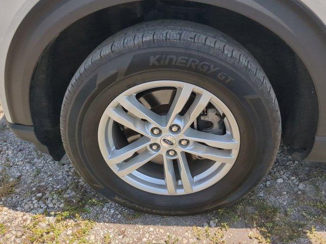 used 2023 Ford Explorer car, priced at $30,884