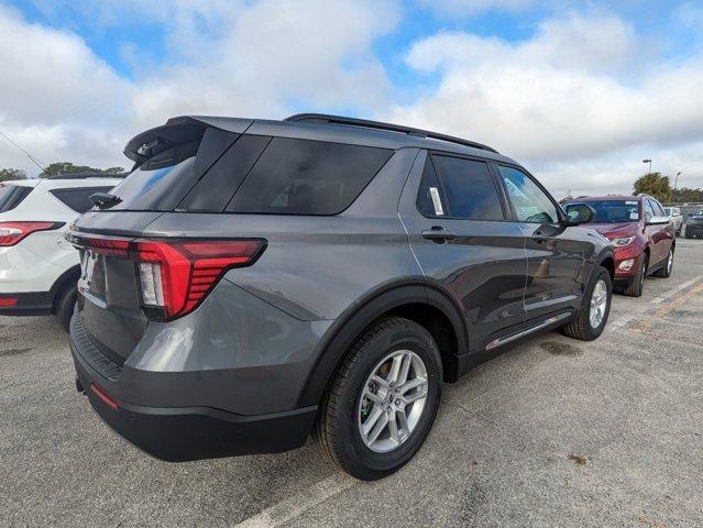 new 2025 Ford Explorer car