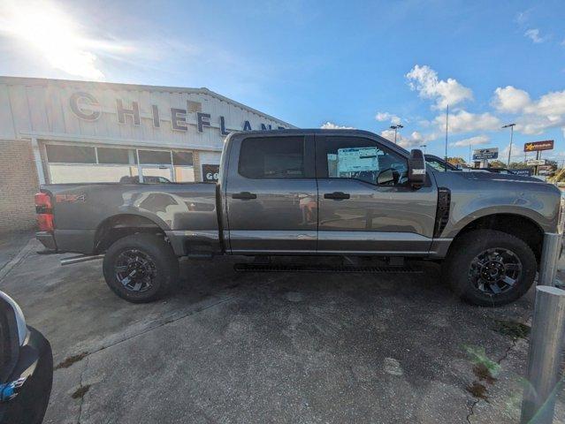 new 2024 Ford F-250 car, priced at $95,900