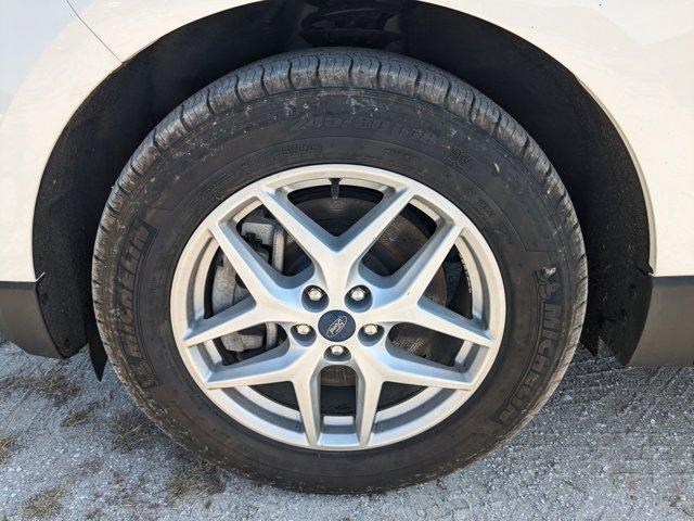 used 2022 Ford Edge car, priced at $24,984