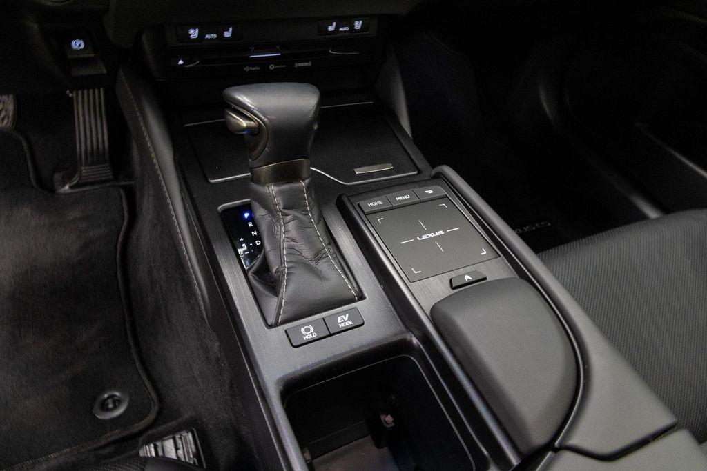 used 2021 Lexus ES 300h car, priced at $29,990
