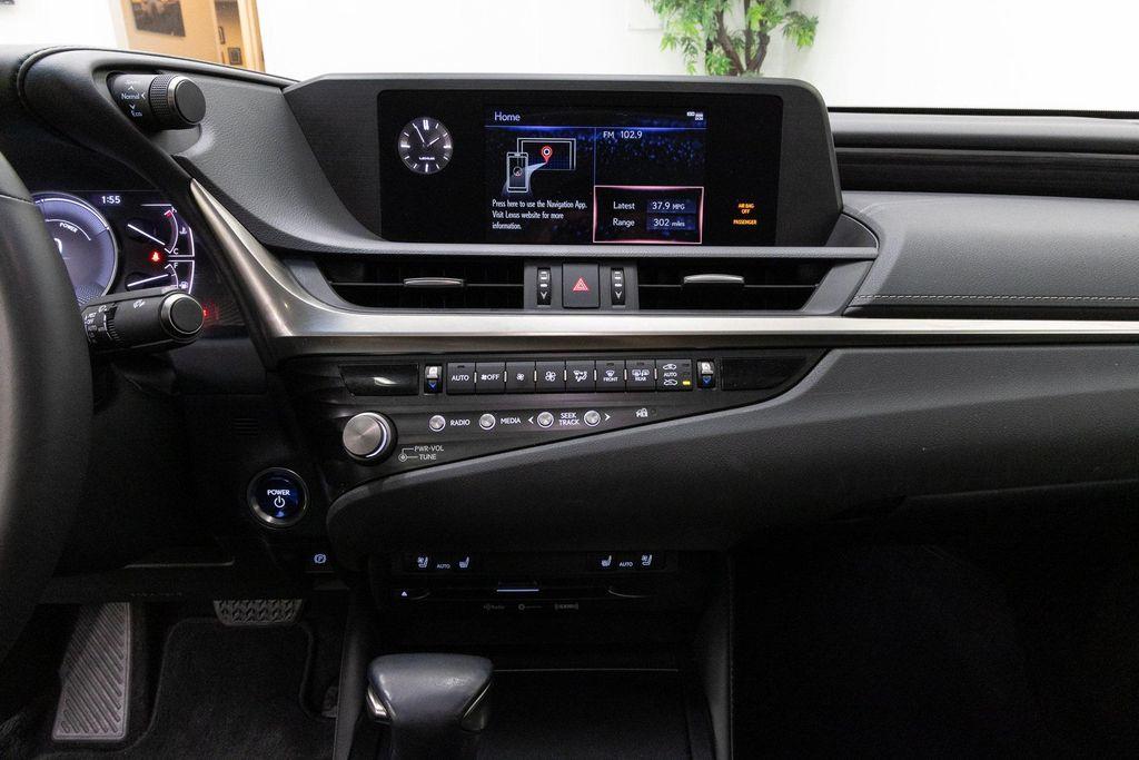 used 2021 Lexus ES 300h car, priced at $29,990