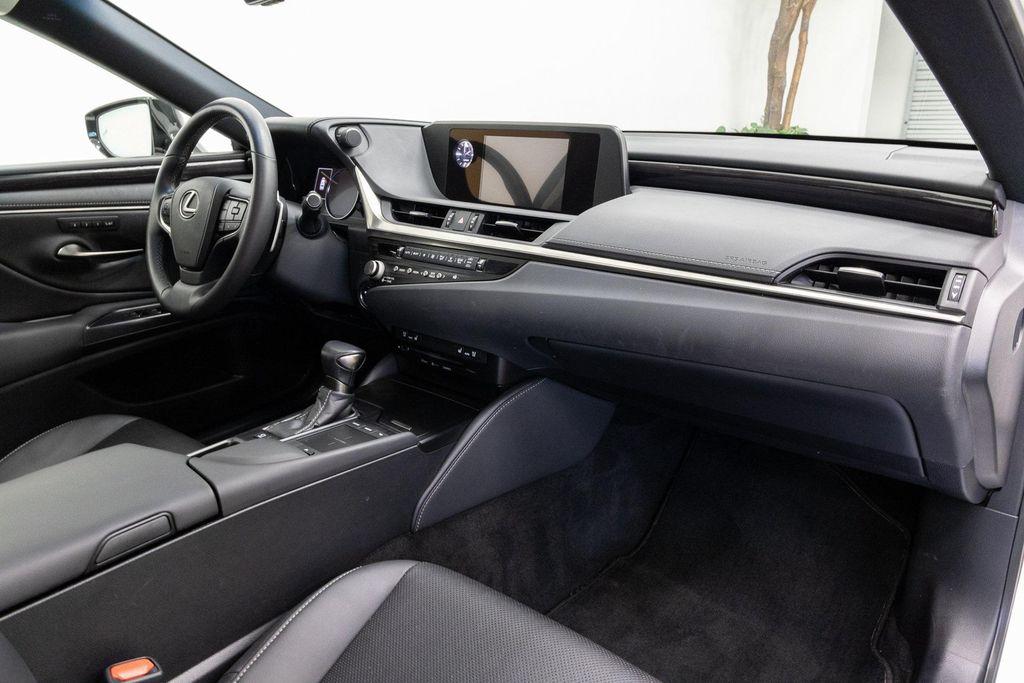 used 2021 Lexus ES 300h car, priced at $29,990