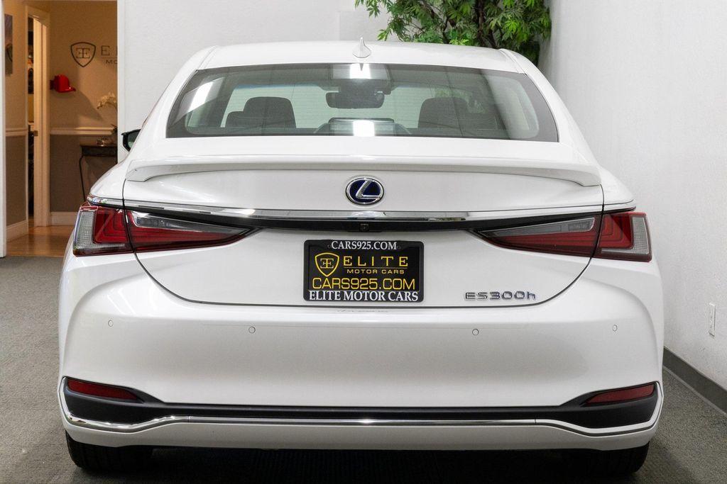 used 2021 Lexus ES 300h car, priced at $29,990