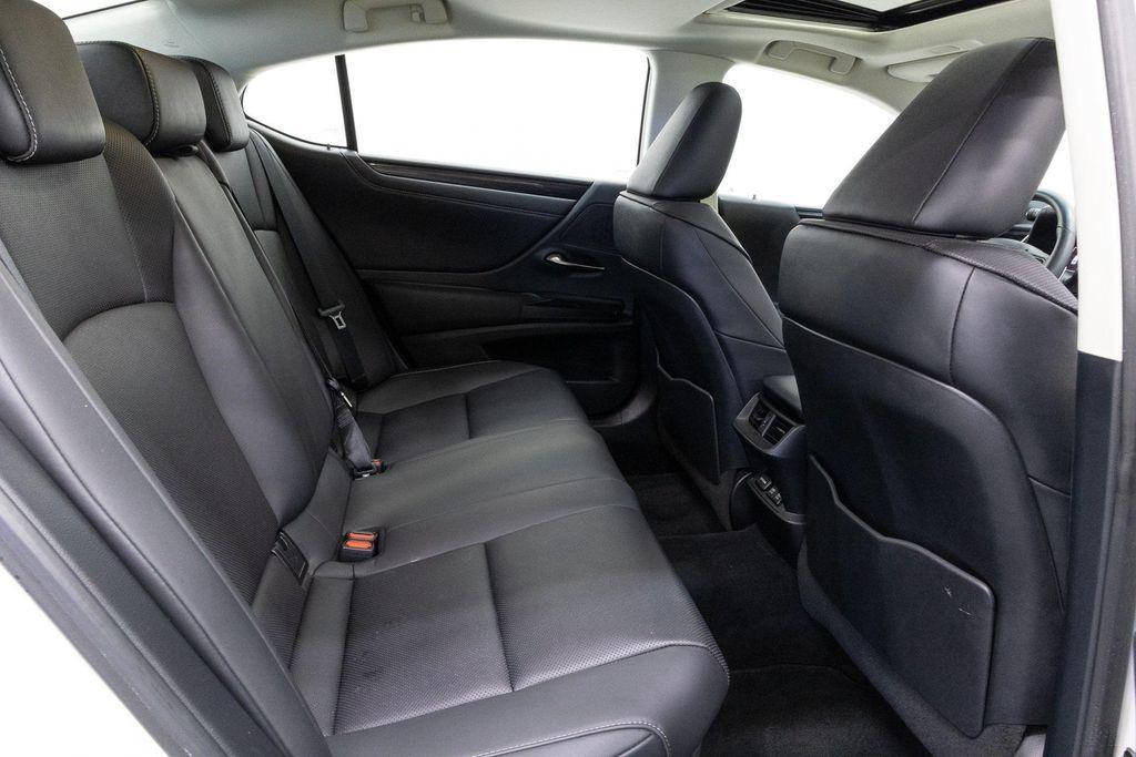 used 2021 Lexus ES 300h car, priced at $29,990