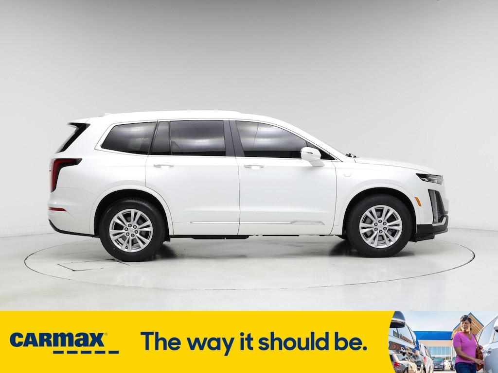 used 2022 Cadillac XT6 car, priced at $34,998