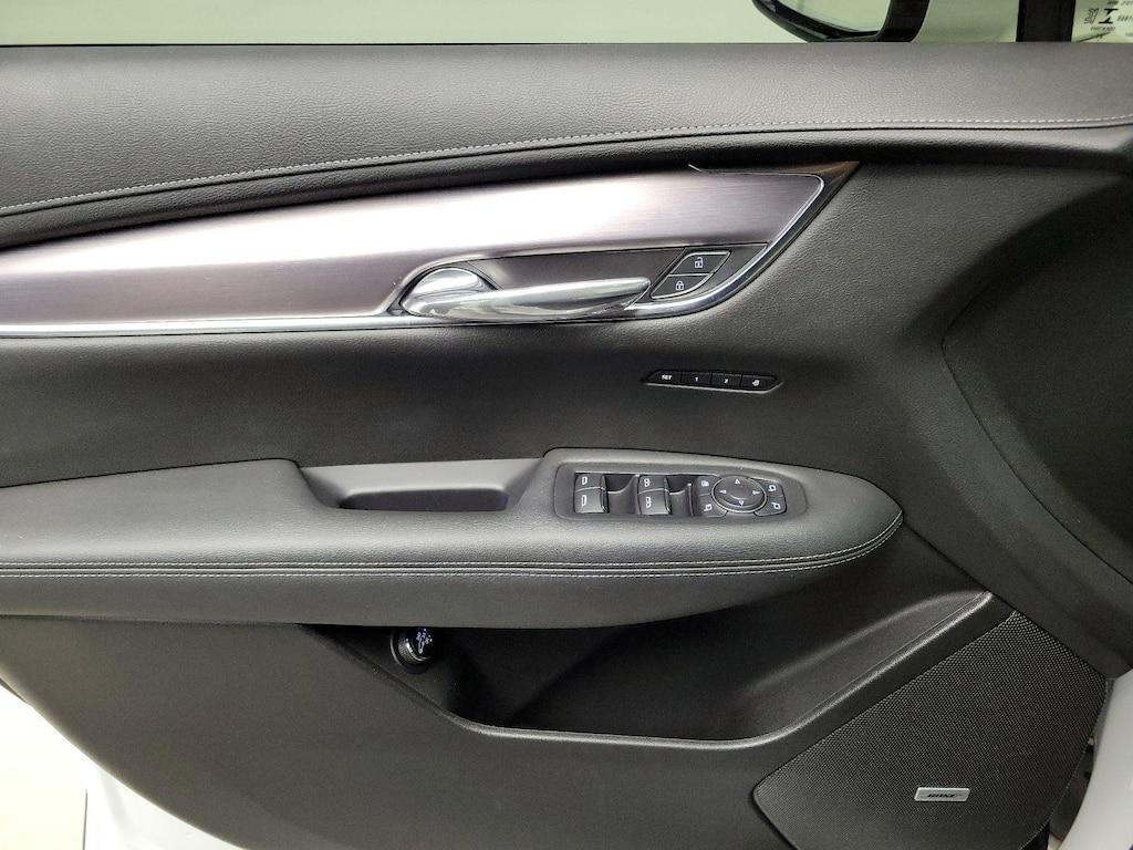used 2022 Cadillac XT6 car, priced at $34,998