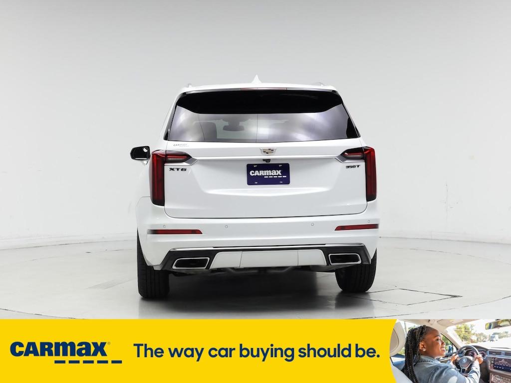 used 2022 Cadillac XT6 car, priced at $34,998