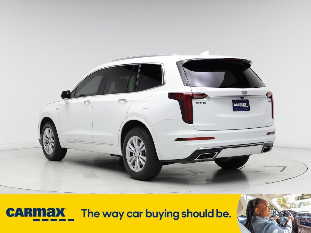 used 2022 Cadillac XT6 car, priced at $34,998
