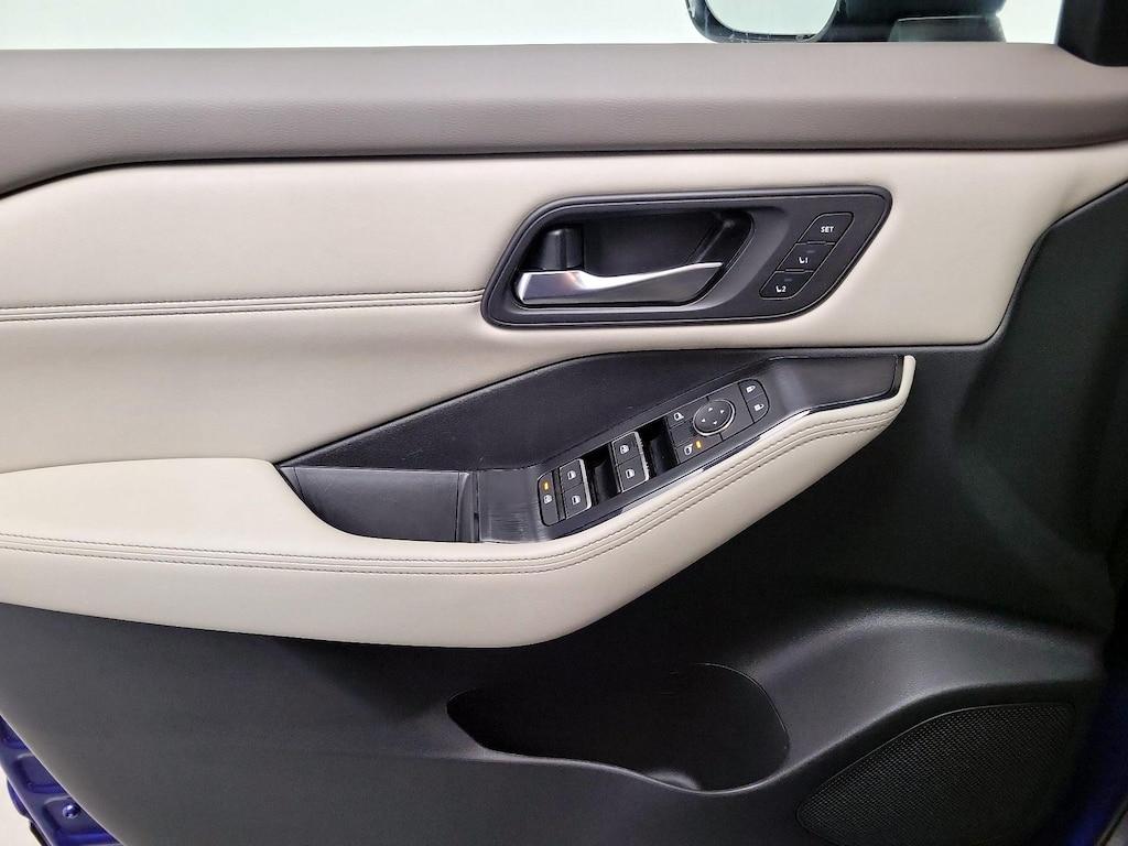 used 2023 Nissan Rogue car, priced at $25,998