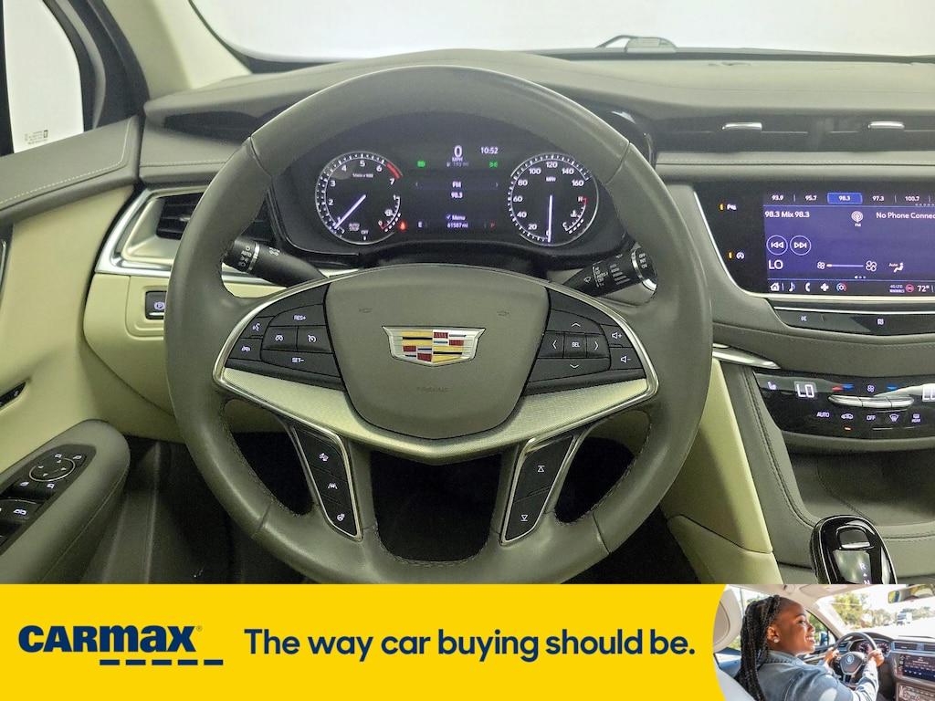 used 2021 Cadillac XT5 car, priced at $24,998