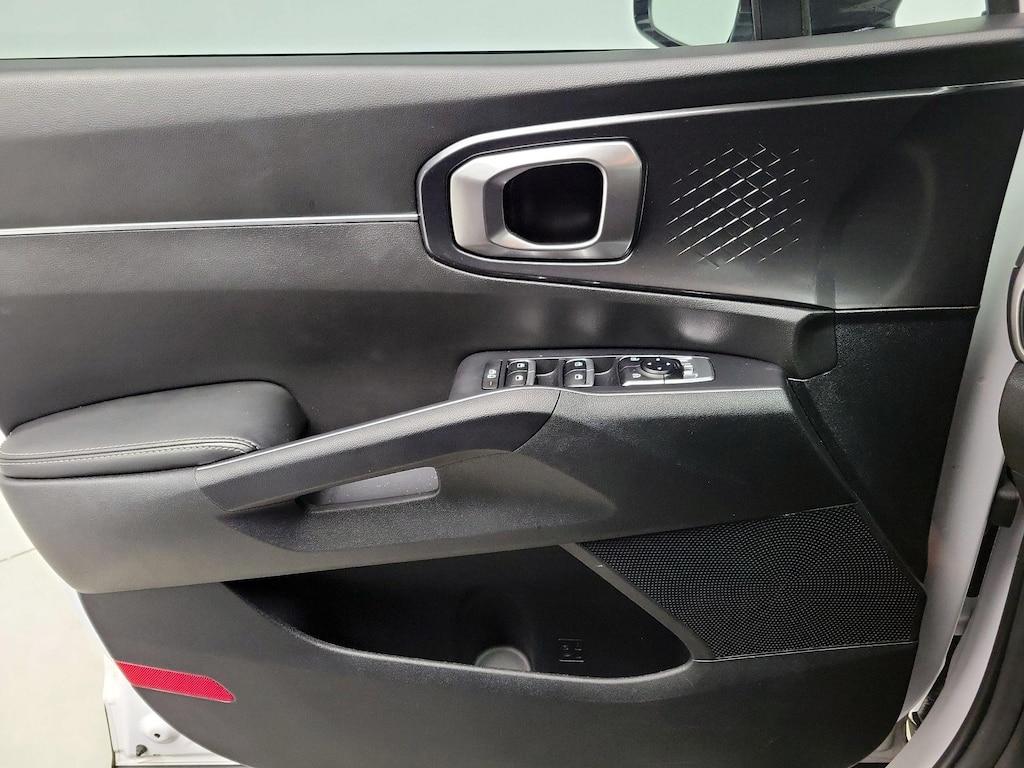 used 2023 Kia Sorento car, priced at $25,998