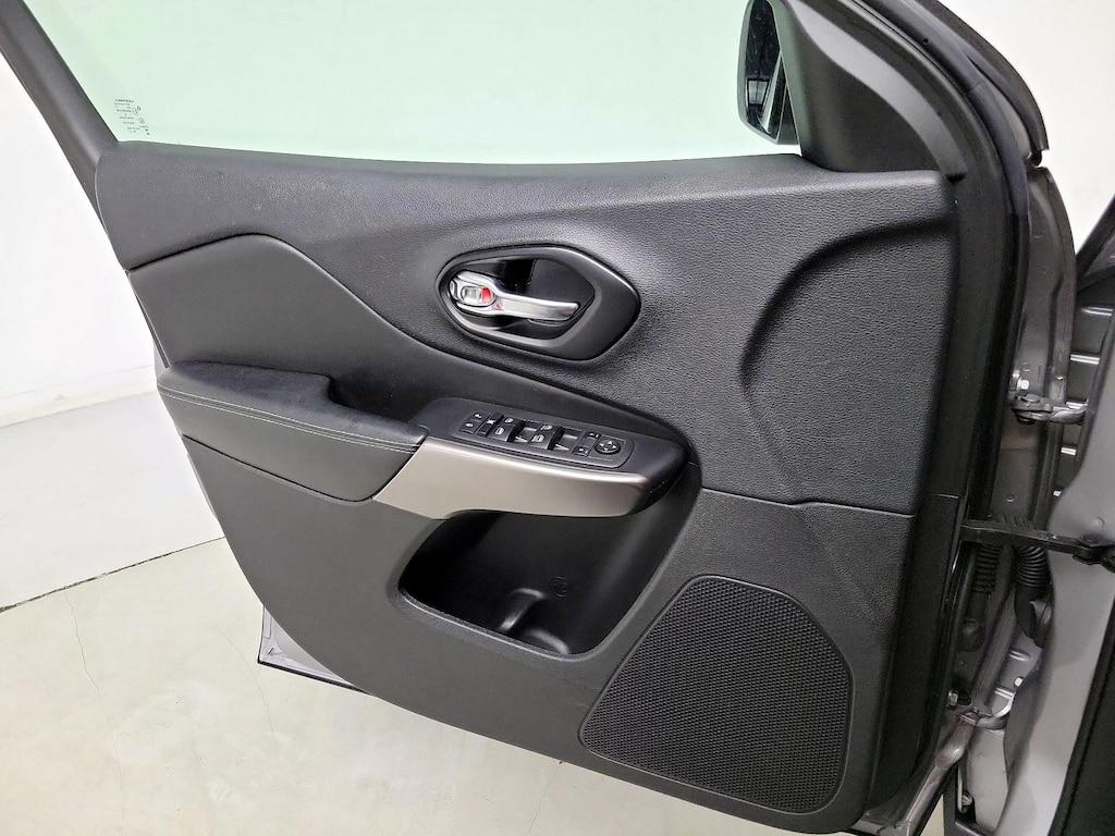 used 2021 Jeep Cherokee car, priced at $20,998