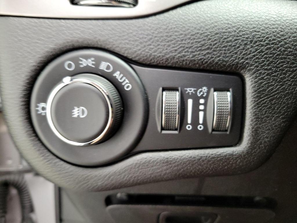 used 2021 Jeep Cherokee car, priced at $20,998