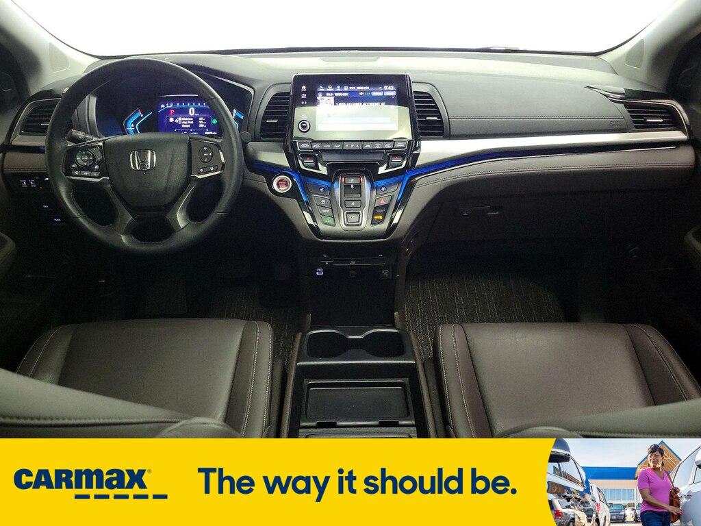 used 2023 Honda Odyssey car, priced at $40,998
