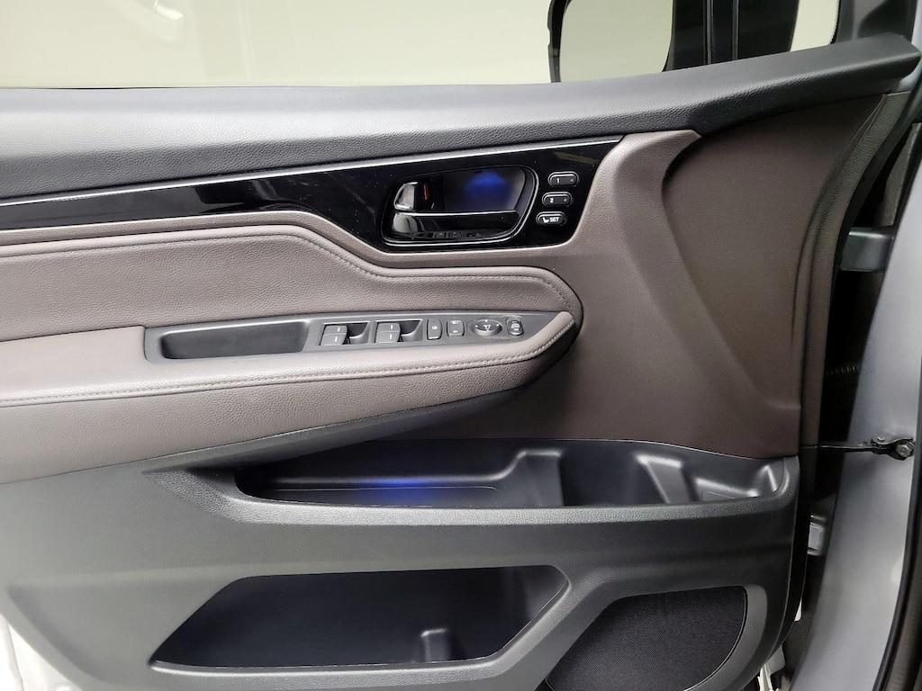used 2023 Honda Odyssey car, priced at $40,998