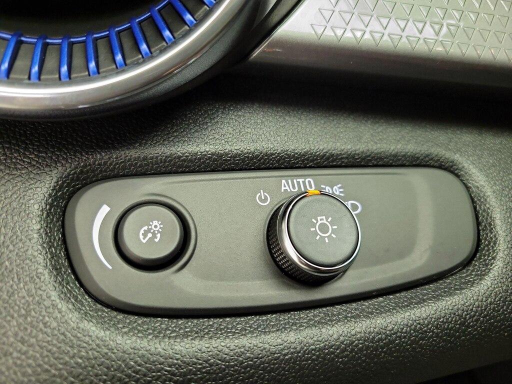 used 2025 Chevrolet Trax car, priced at $24,998